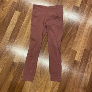 Lululemon mauve colored leggings. 7/8th length
